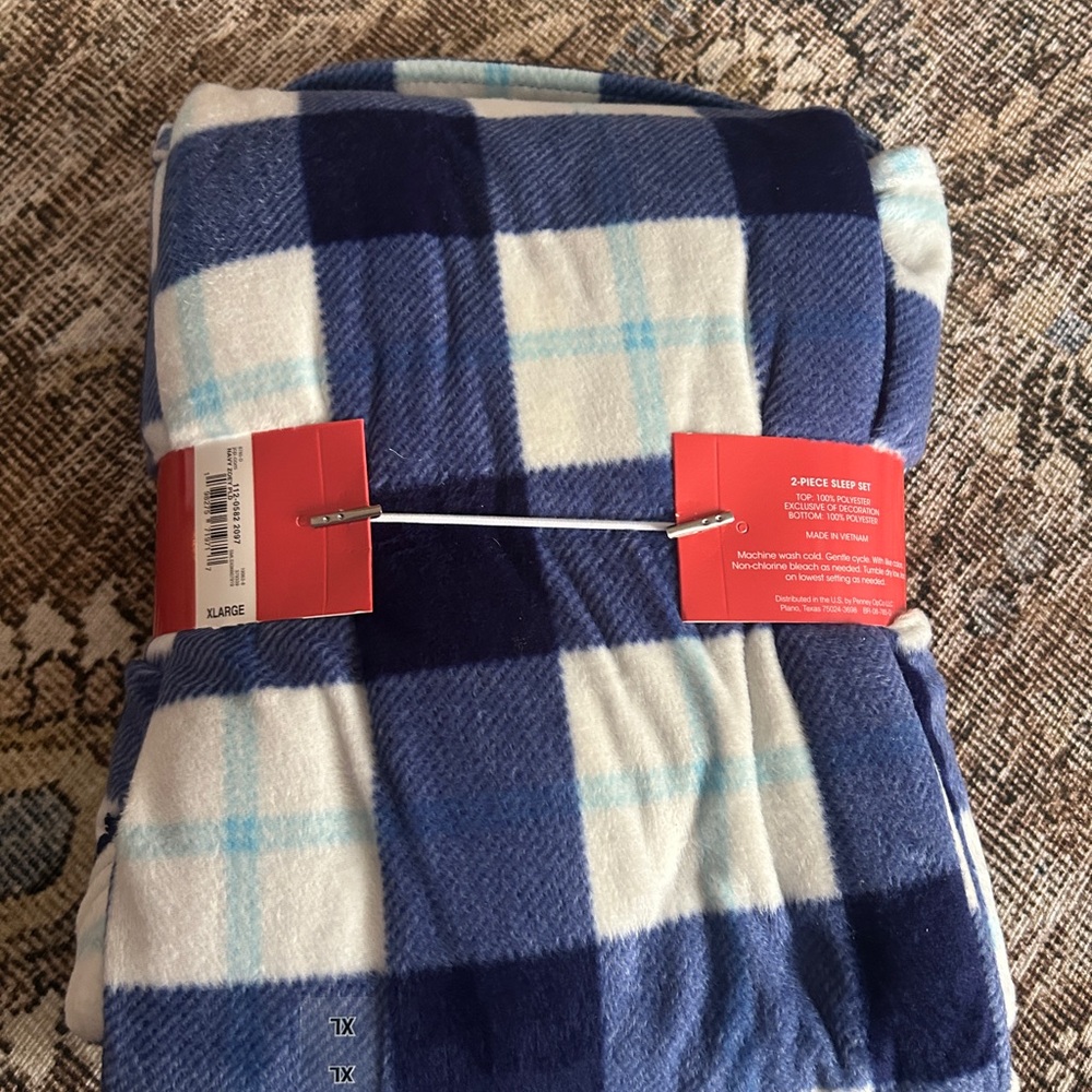 Adonna Women’s Pajama Set in Blue and White Plaid - Picture 3 of 5